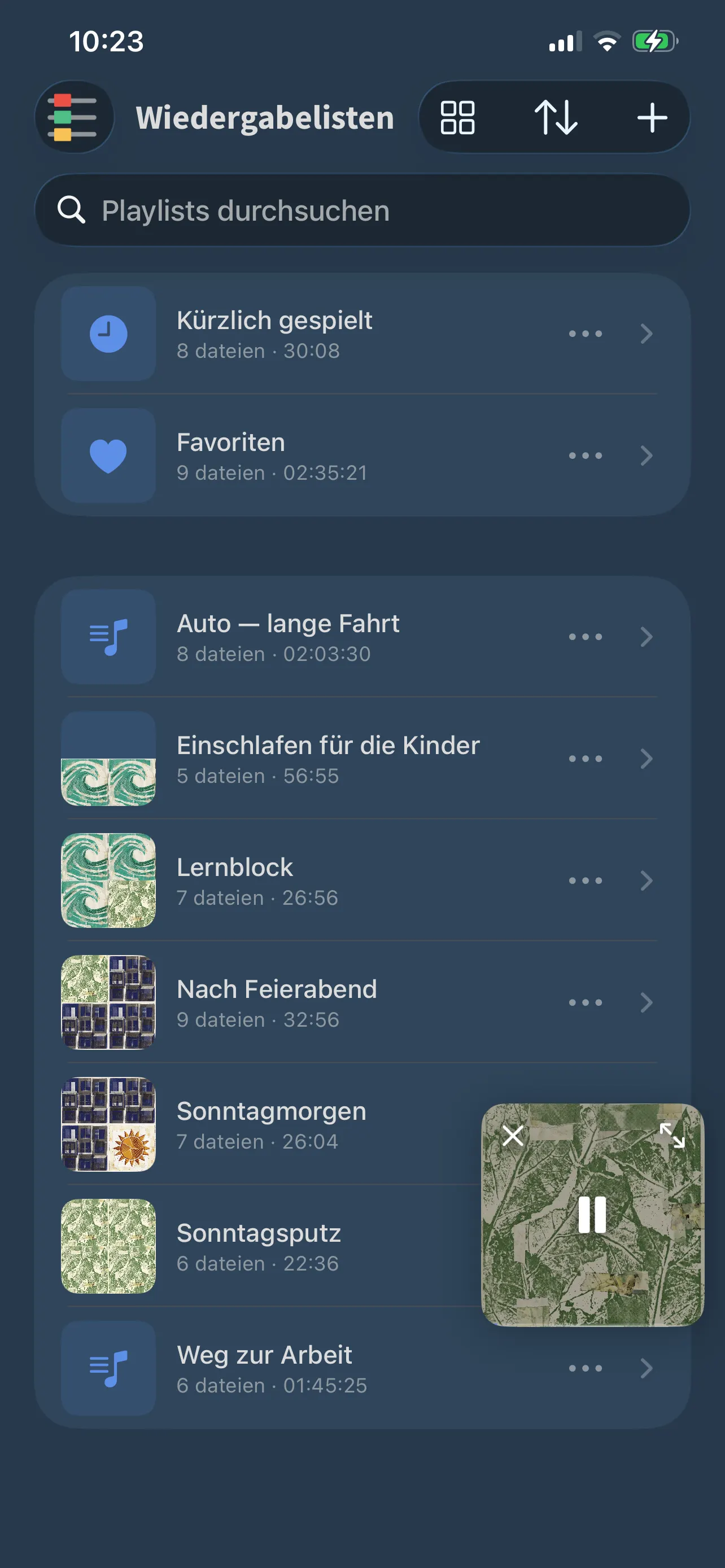 Die Wiedergabelisten von FoxFM: „Kürzlich gespielt“ und Favoriten, darunter selbst angelegte Listen wie „Auto — lange Fahrt“ und „Gute Nacht“