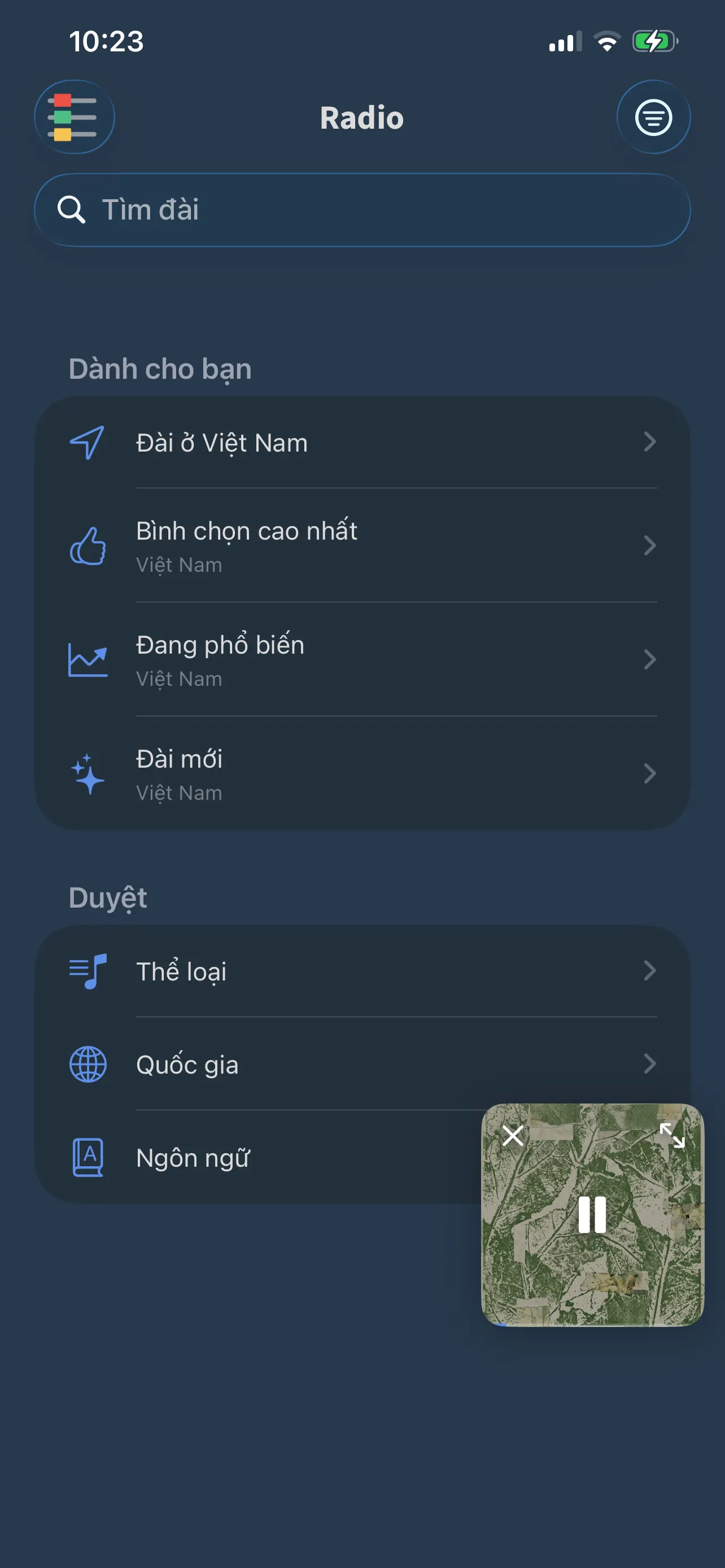 Trang Radio của FoxFM: đài gần bạn, được bình chọn nhiều nhất, đang phổ biến và mới, cùng phần duyệt theo thể loại, quốc gia hoặc ngôn ngữ