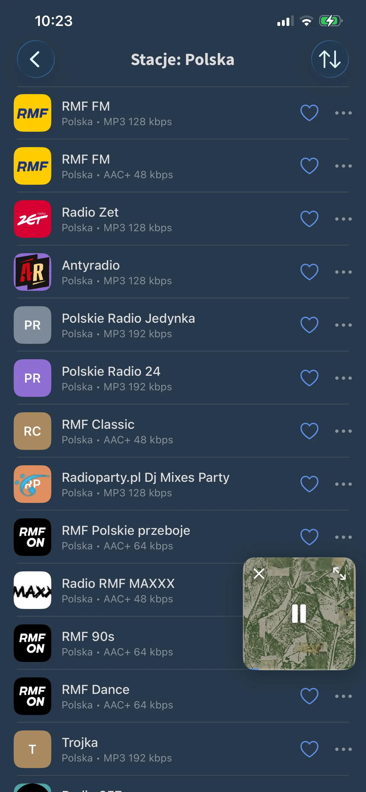 Lista stacji radiowych w FoxFM z logotypami stacji i polem wyszukiwania